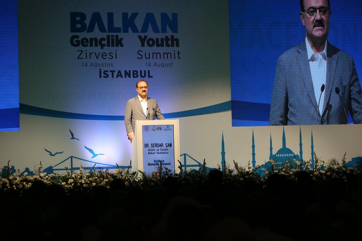 Balkan Gençlik Zirvesi İstanbul'da Gerçekleşti