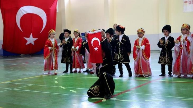 Minik Ahıska Türklerinin vatanlarındaki bayram mutluluğu