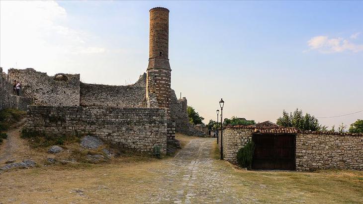 Arnavutluk'ta tarihin tanığı: Berat Kalesi